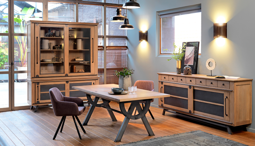 DECORATEURS ET EBENISTES DE FRANCE